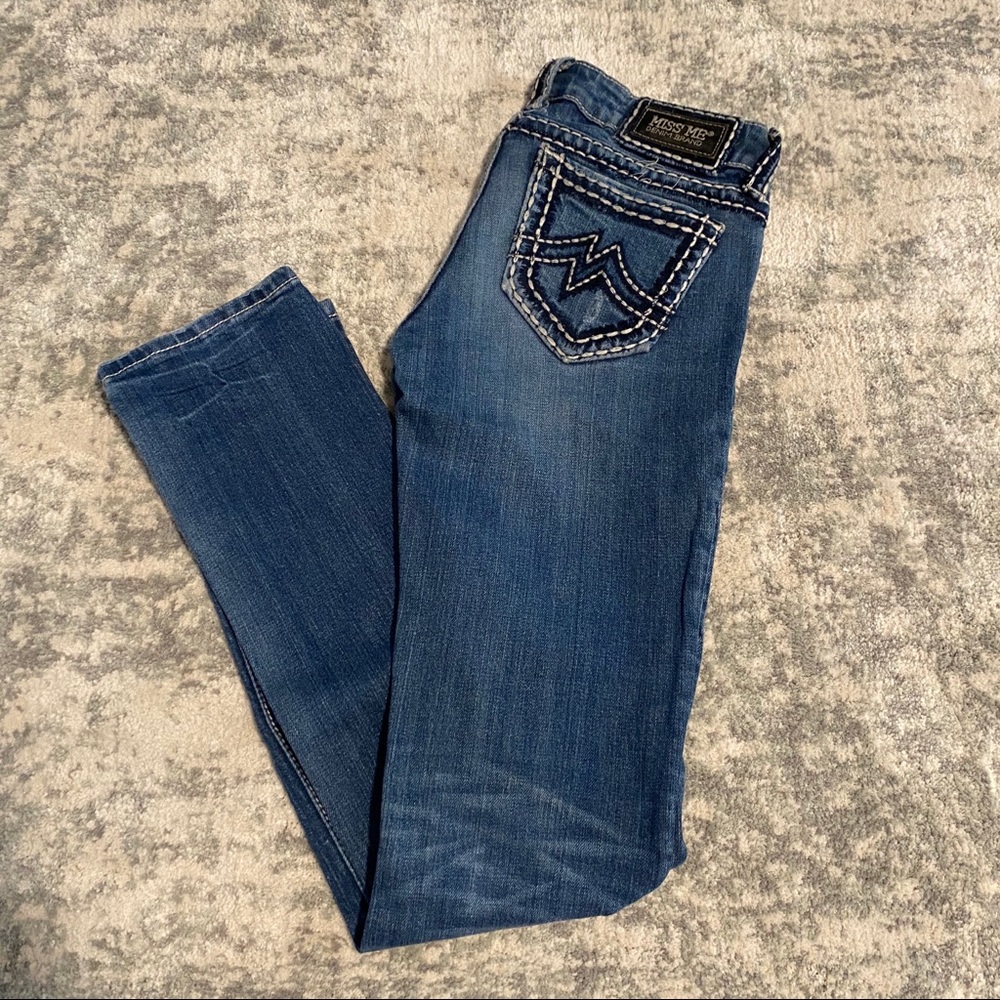 ⭐️ 2/$50 ⭐️ Miss Me Skinny Straight Jeans